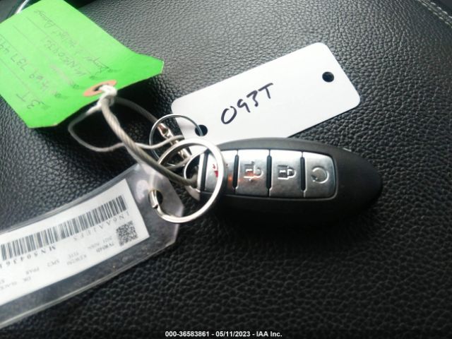 1N6AA1EF5MN504361 Nissan TITAN SV