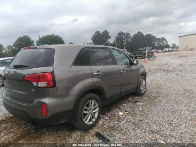 5XYKT3A6XFG559501 KIA SORENTO LX