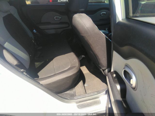 KNDJN2A26E7735873 KIA Soul Base