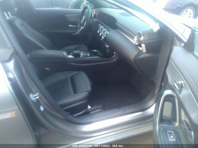 W1K5J4GB6NN276037 Mercedes-Benz Cla Cla 250