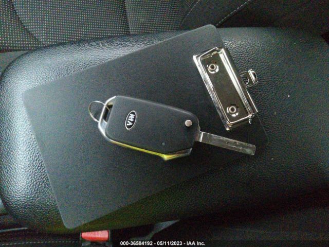 3KPF24AD3LE233704 KIA Forte Lxs