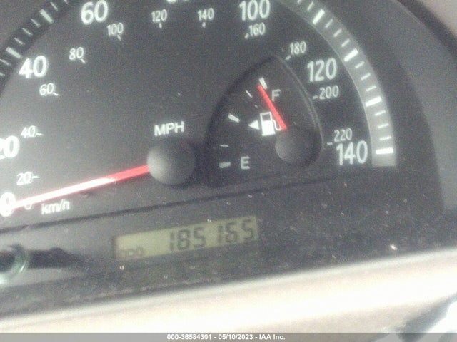 2002 TOYOTA CAMRY LE VIN: 4T1BF30K32U500266