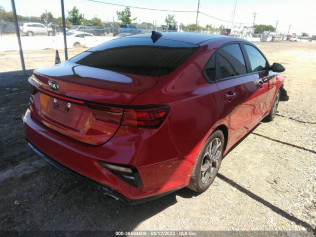 3KPF24AD4ME266714 KIA Forte Lxs