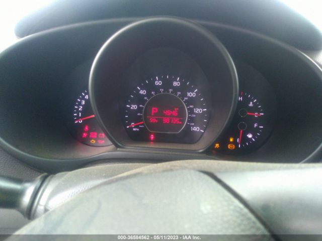 KNDJN2A29K7668228 KIA Soul Base