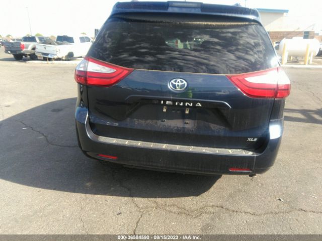 5TDYZ3DC4KS996949 Toyota SIENNA XLE