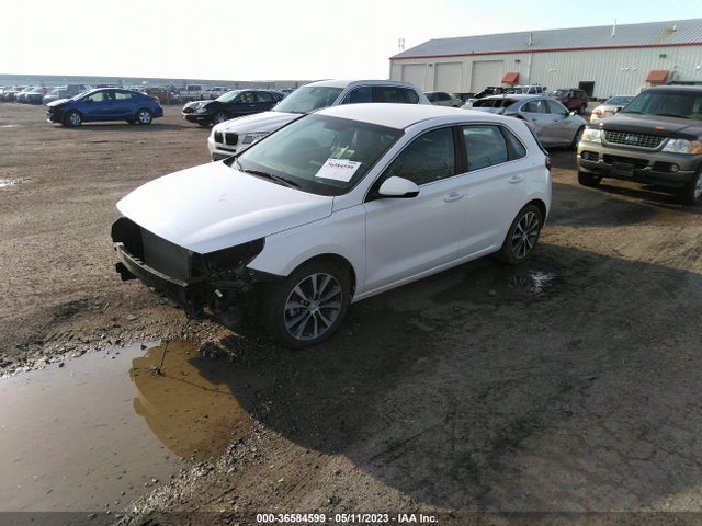 Hyundai ELANTRA GT 2018 KMHH35LE7JU010464 Image 2