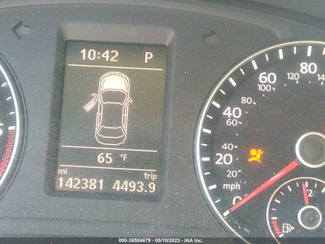 1VWBV7A34FC070181 Volkswagen Passat 2.0l Tdi Se W/sunroof