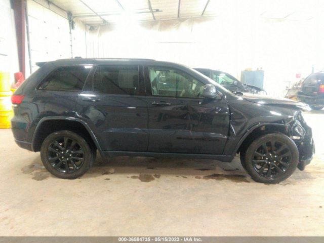 1C4RJFAG2JC152431 Jeep Grand Cherokee Altitude