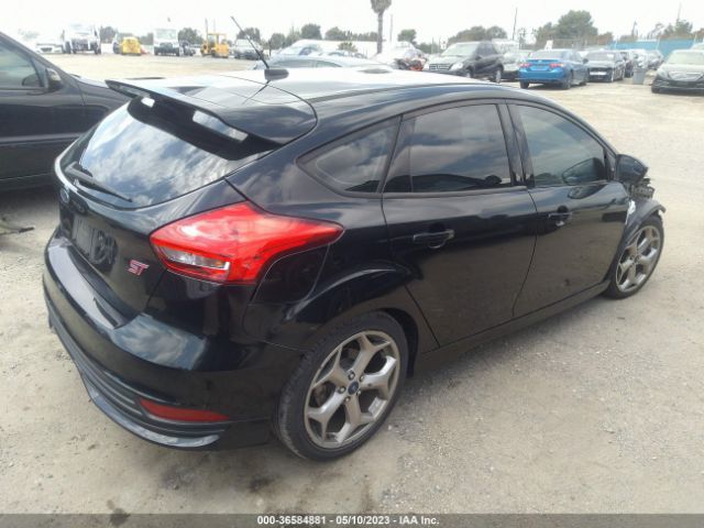 1FADP3L99FL256255 Ford FOCUS ST