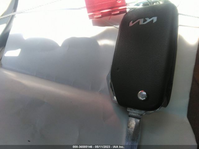 3KPF24AD3PE555524 KIA Forte Lxs
