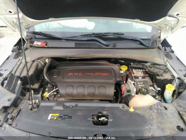 3C4NJCCB8JT406890 Jeep Compass Limited