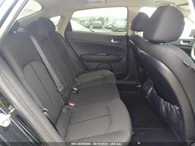 5XXGT4L35JG216218 KIA Optima Lx