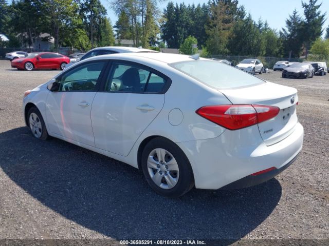 KNAFK4A66G5619677 KIA FORTE LX