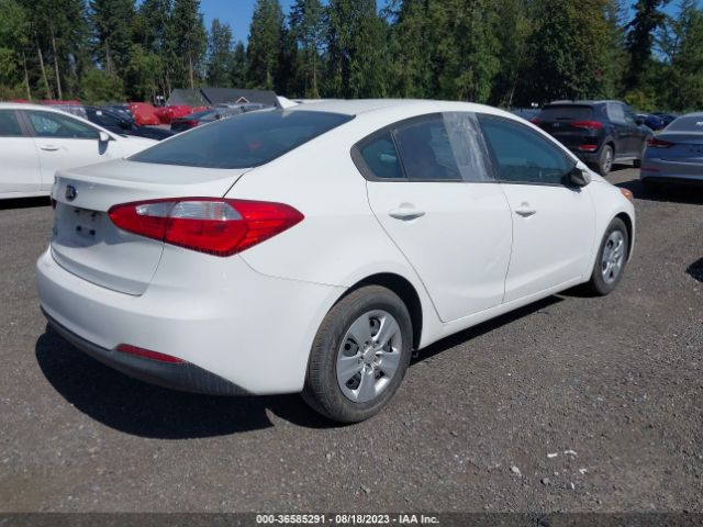 KNAFK4A66G5619677 KIA FORTE LX