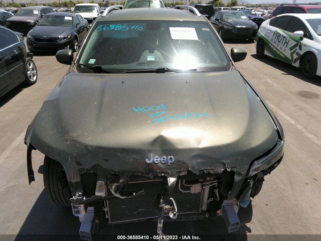 1C4PJMCB0KD244937 Jeep Cherokee Latitude