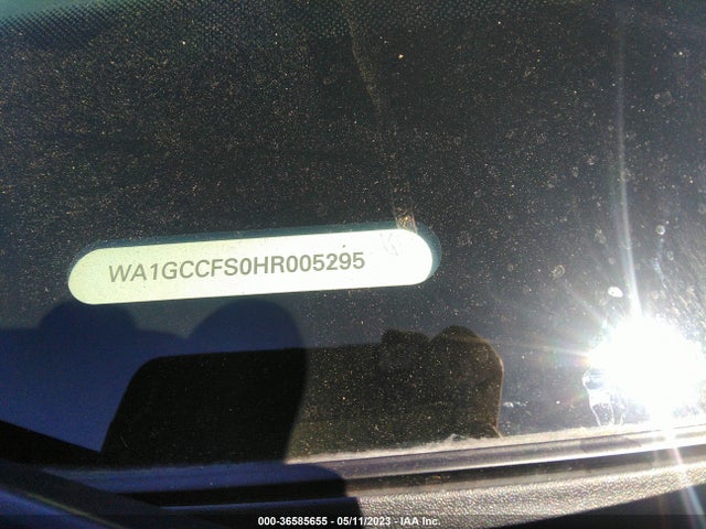 WA1GCCFS0HR005295 Audi Q3 Prestige