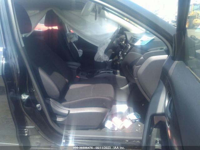 JN1BJ1AW9MW670053 Nissan Rogue Sport S
