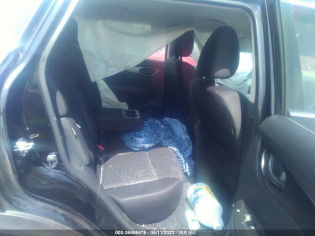 JN1BJ1AW9MW670053 Nissan Rogue Sport S