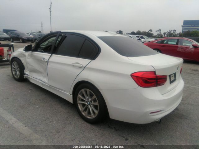 WBA8A9C32HK864653 BMW 3 Series 320i