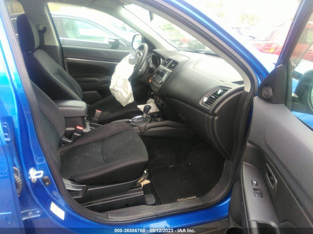 4A4AR3AW6FE025567 Mitsubishi Outlander Sport 2.4 Es