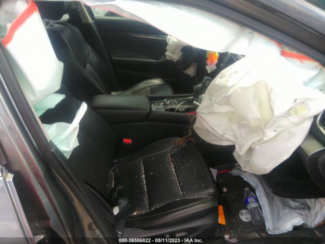 1N4AA6AV2KC368170 Nissan MAXIMA SV