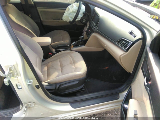Hyundai ELANTRA SE 2017 5NPD84LF3HH052951 Image 5