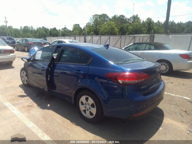 3KPFK4A72JE183305 KIA FORTE LX