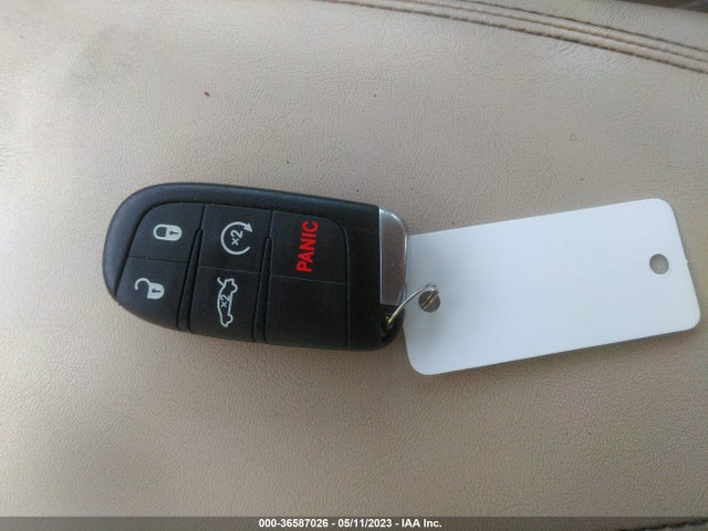 1C3CCCCB7FN661155 Chrysler 200 C