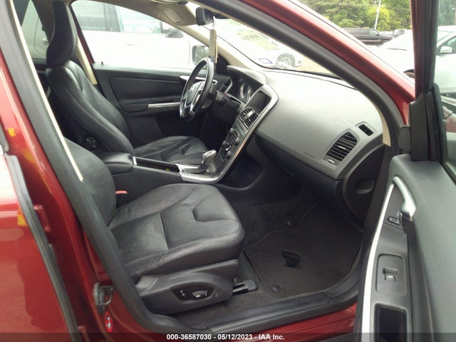 2013 VOLVO XC60 3.2L VIN: YV4952DLXD2403693