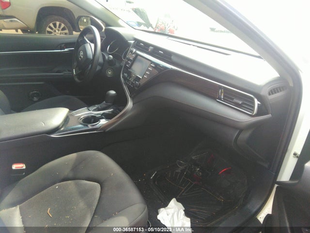 Toyota CAMRY LE 2020 4T1C11AKXLU333203 Image 6
