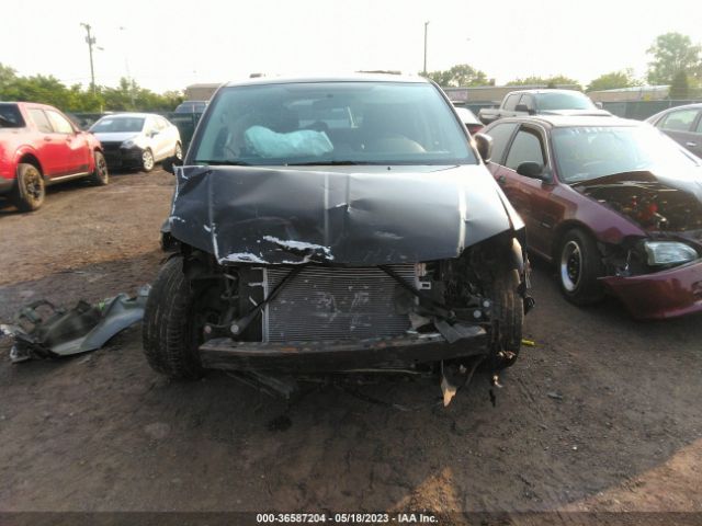 2C4RDGCG4FR733048 Dodge Grand Caravan Sxt