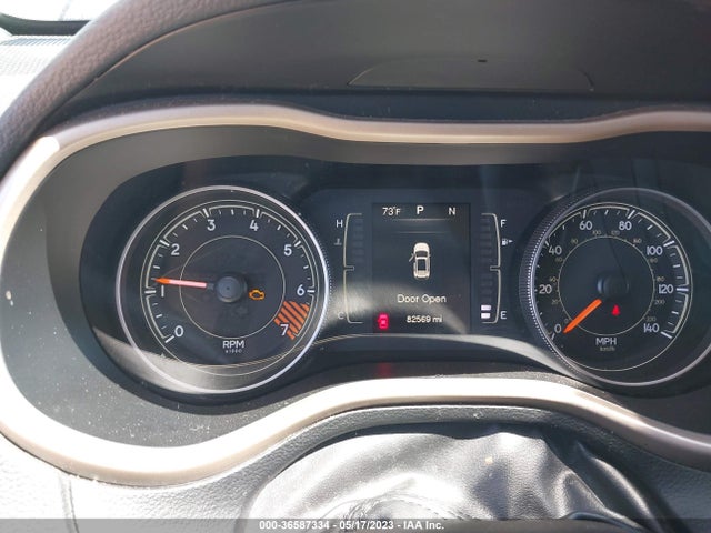 1C4PJLABXFW732414 Jeep Cherokee Sport
