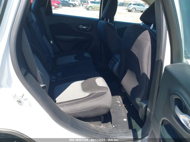 1C4PJLABXFW732414 Jeep Cherokee Sport
