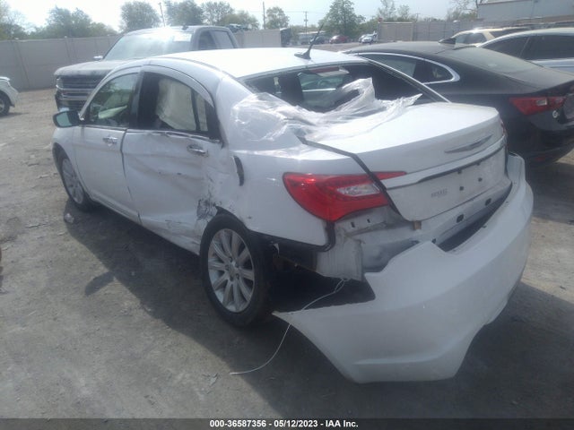 Chrysler 200 Limited 2014 1C3CCBCG1EN134961 Image 3