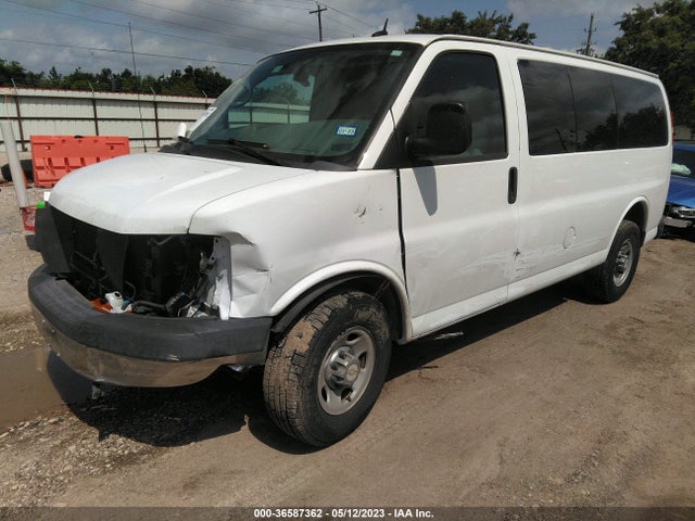 Chevrolet Express Passenger Lt 2014 1GBWGRFA0E1115875 Image 2