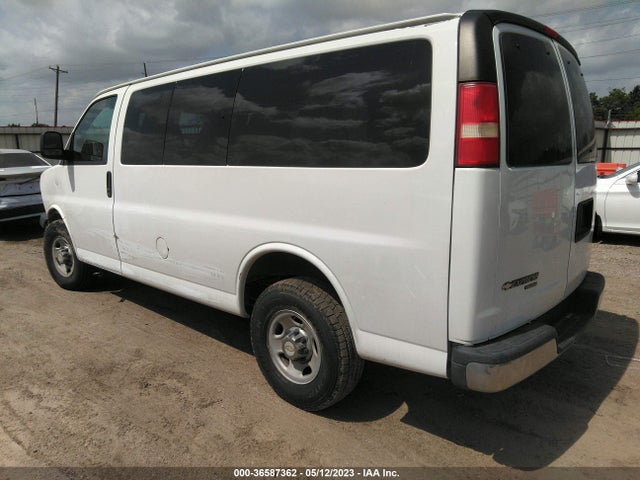 Chevrolet Express Passenger Lt 2014 1GBWGRFA0E1115875 Image 3