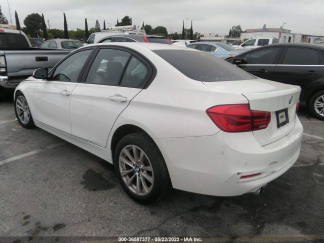 WBA8E1G58GNT38123 BMW 3 Series 320i