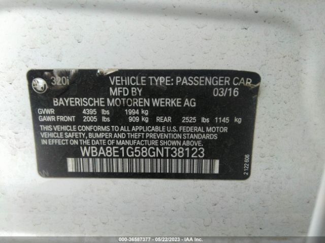 WBA8E1G58GNT38123 BMW 3 Series 320i