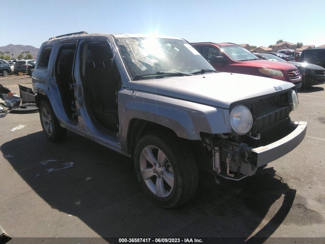 2016 1C4NJPBA7GD726491 main image