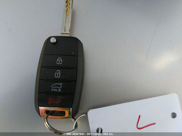 KNDJP3A59F7181756 KIA SOUL +