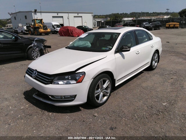 1VWBT7A36FC054652 Volkswagen Passat 1.8t Se W/sunroof & Nav