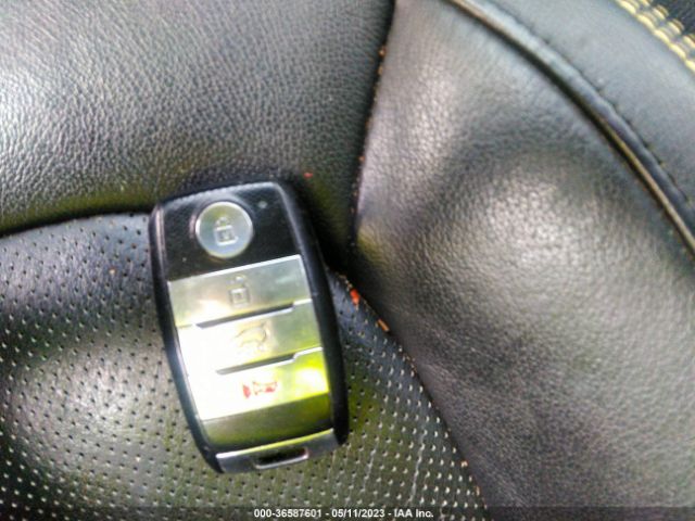 KNDJP3A57F7752497 KIA SOUL +