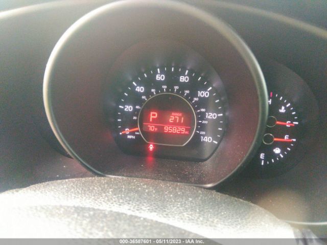 KNDJP3A57F7752497 KIA SOUL +