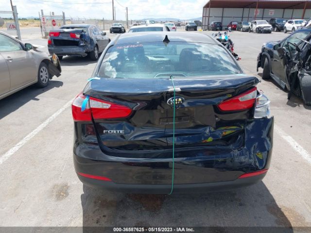 KNAFK4A62E5120839 KIA FORTE LX