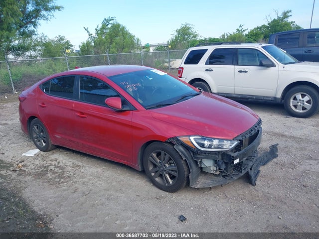 2018 5NPD84LF2JH396826 main image