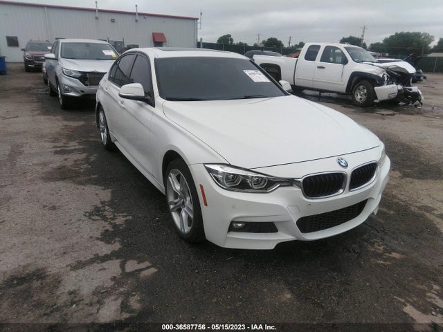 2017 WBA8D9G52HNU60639 main image