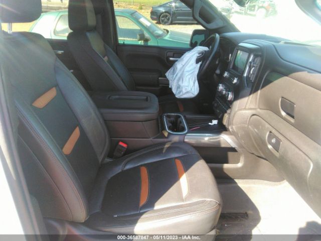1GTP9EED0KZ376659 GMC Sierra 1500 At4