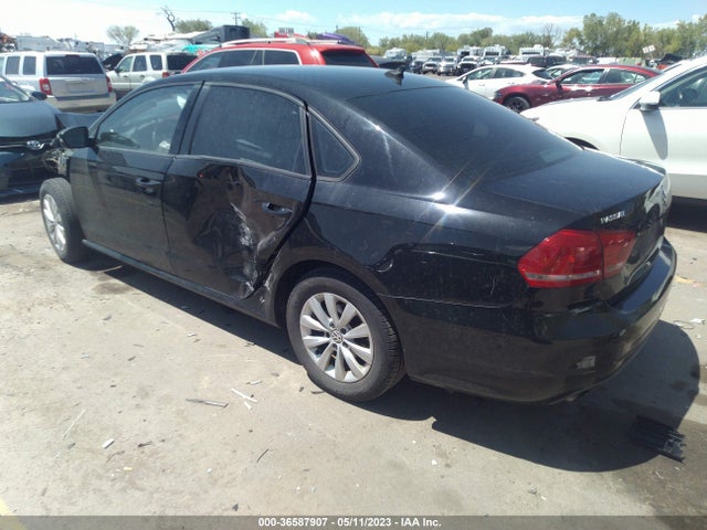 1VWAS7A38EC093739 Volkswagen Passat Wolfsburg Ed