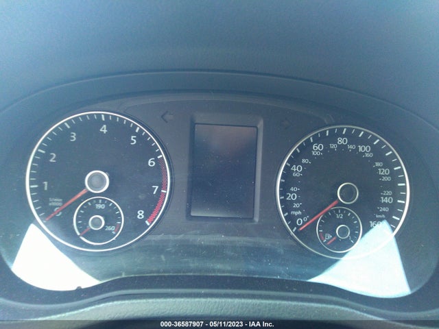 1VWAS7A38EC093739 Volkswagen Passat Wolfsburg Ed