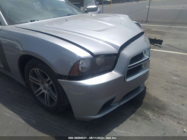 2C3CDXHG6EH304663 Dodge Charger Sxt